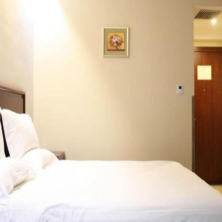 Greentree Inn Beijing Daxing Xingye Street Liyuan Business Hotel Extérieur photo